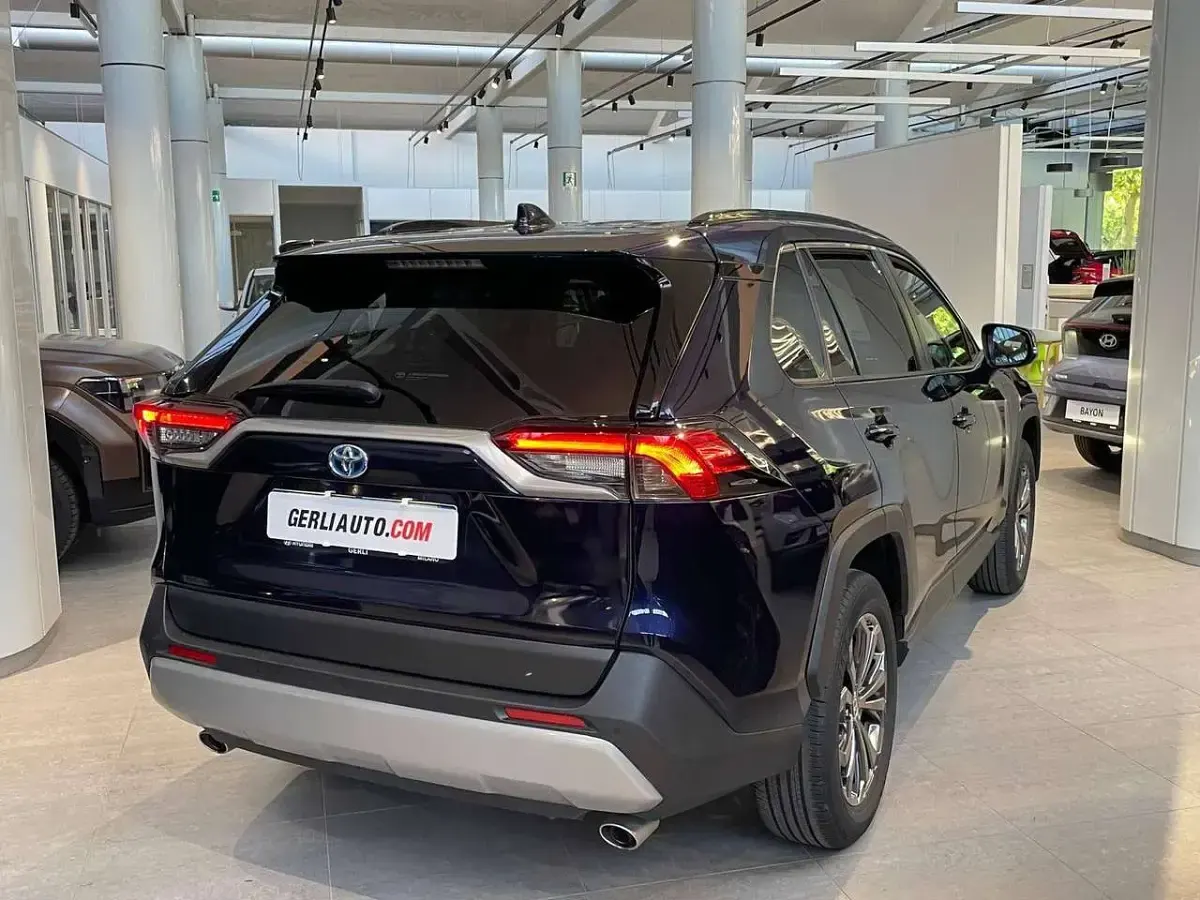 Usata Toyota RAV4 Hybrid 178 CV (130 kW) 2022 Other SUV