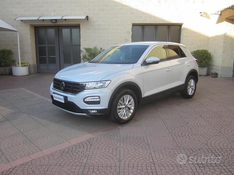 Grigio perlato Usata 2021 VW T-Roc Sport SUV | 19.000 € (Ottimo prezzo) - Immagine 1/4