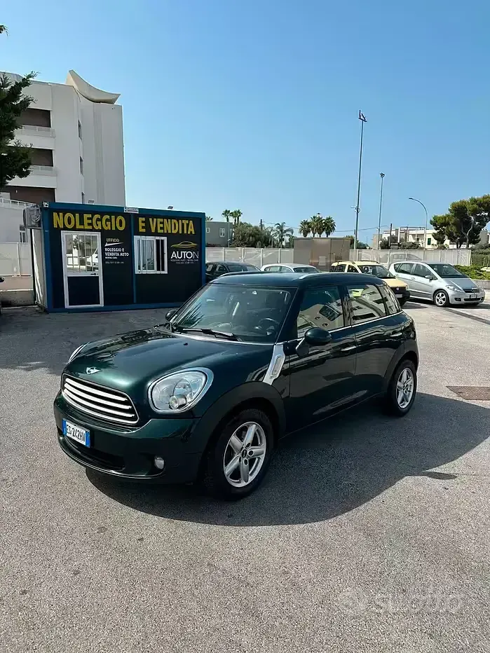 Usata Mini Cooper D Countryman 111 CV (81 kW) 2014 Verde SUV