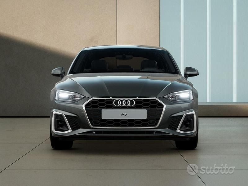 Nuova Audi A5 Sportback S-Line 204 CV (150 kW) 2025 Grigio Utilitaria