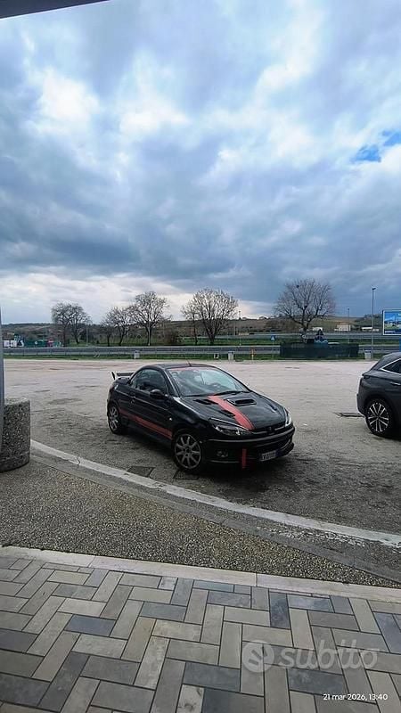 Usata Peugeot 206 CC 2005 Nero Cabrio
