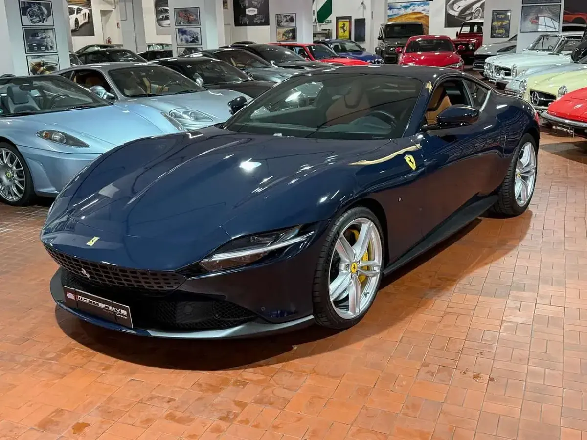 Usata Ferrari Roma 620 CV (456 kW) 2020 Blu Coupé