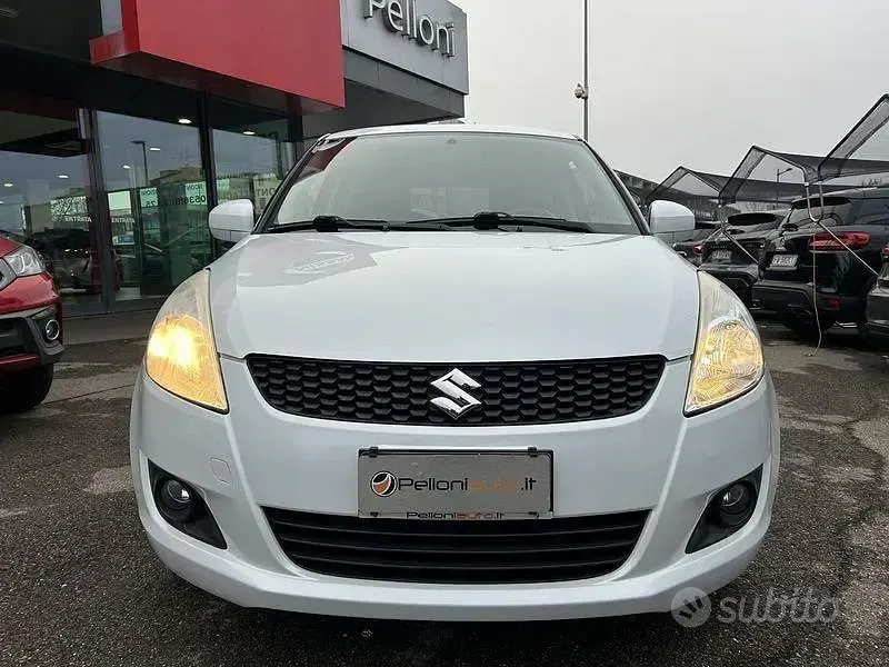 Usata Suzuki Swift GL 94 CV (69 kW) 2012 Bianco Utilitaria