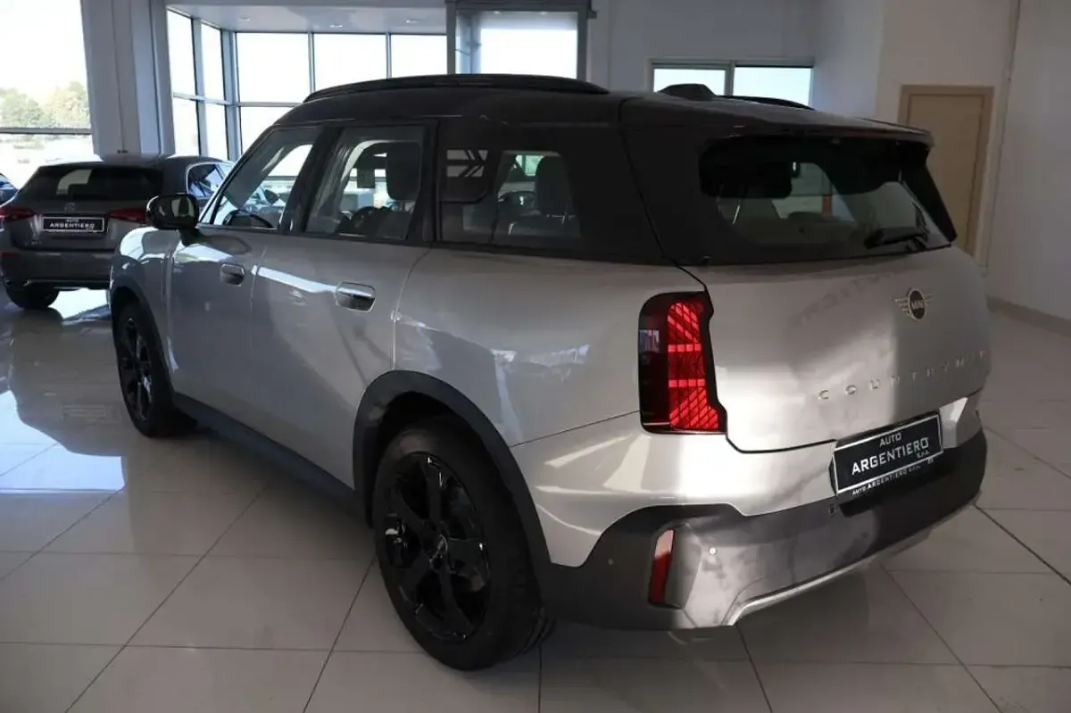 Usata Mini Cooper Countryman Classic 150 CV (110 kW) 2025 Melting silver SUV