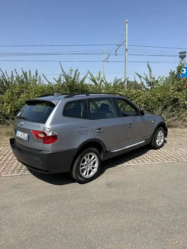 Usata BMW X3 150 CV (110 kW) 2005 Grigio SUV