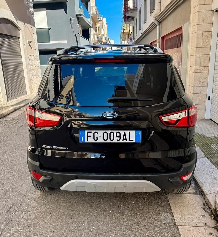 Usata Ford Ecosport Titanium 90 CV (66 kW) 2017 Nero SUV
