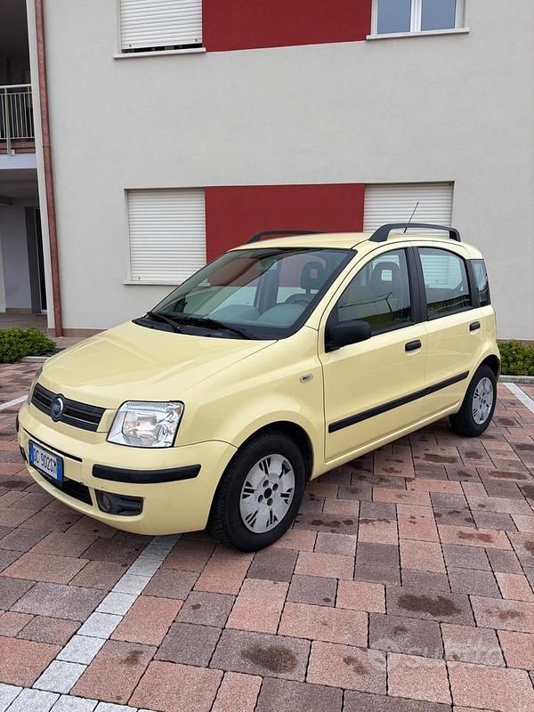 Usata Fiat Panda 60 CV (44 kW) 2006 Giallo Berlina