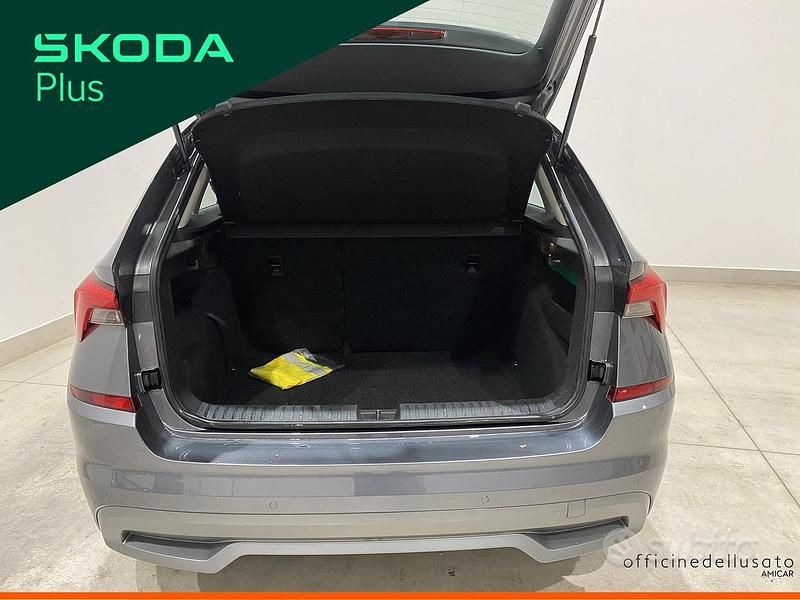 Usata Skoda Kamiq Ambition 95 CV (69 kW) 2022 Grigio graphite metallizzato SUV