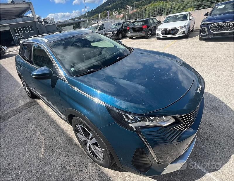 Usata Peugeot 3008 131 CV (96 kW) 2021 Blu Berlina