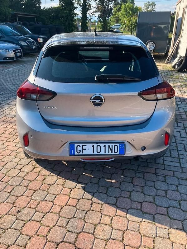 Usata Opel Corsa 101 CV (74 kW) 2021 Grigio Utilitaria