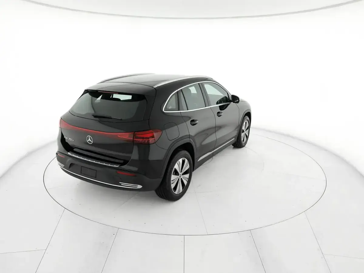 Nuova Mercedes EQA250+ Progressive 94 kW (129 CV) 2026 Nero notte SUV