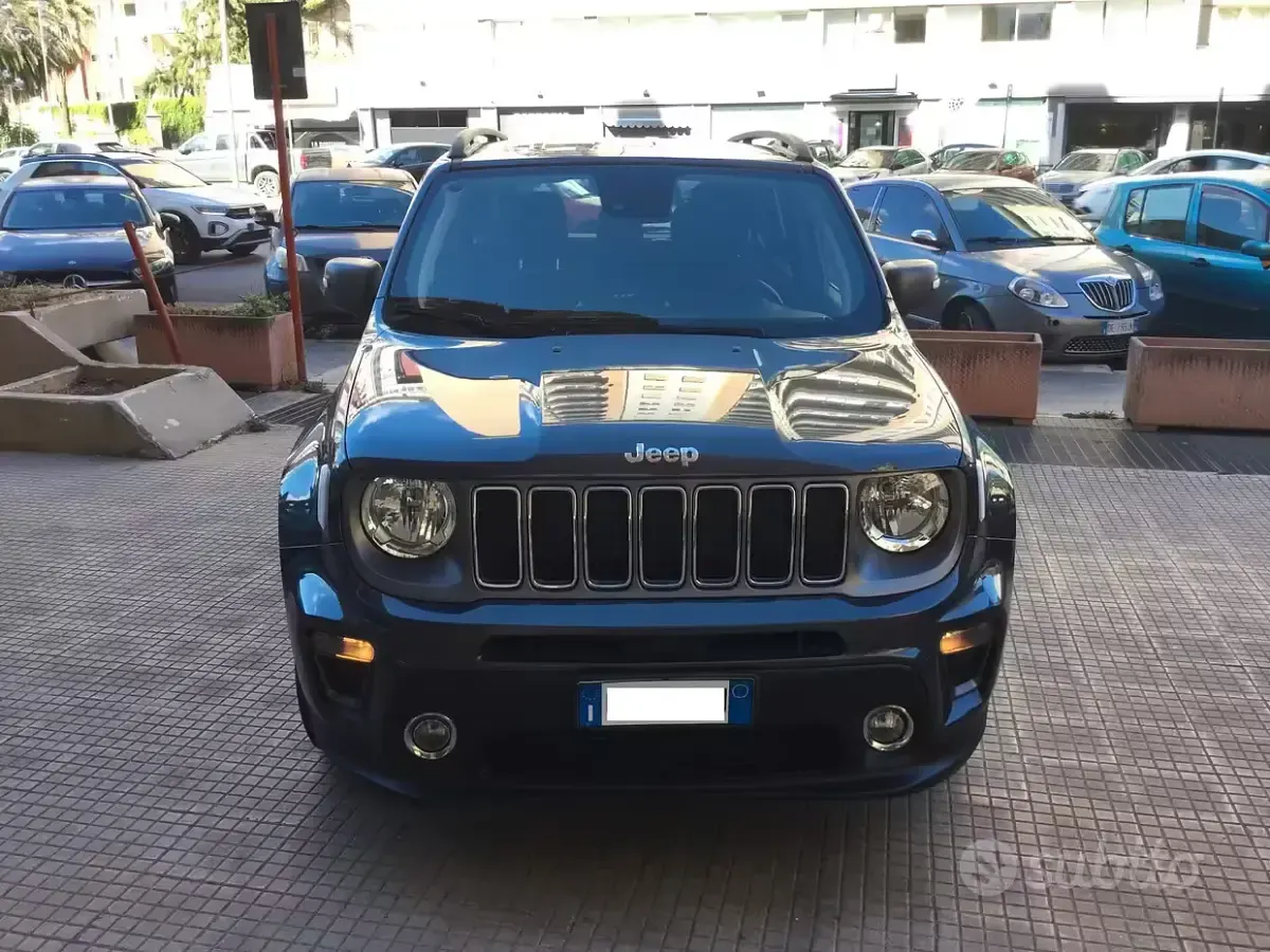 Usata Jeep Renegade Limited 131 CV (96 kW) 2021 Grigio SUV