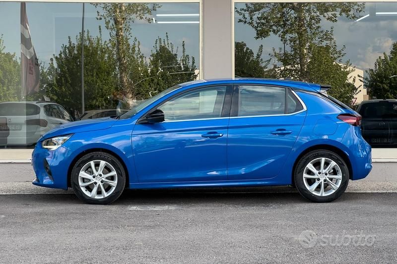 Usata Opel Corsa Elegance 101 CV (74 kW) 2021 Blu Berlina