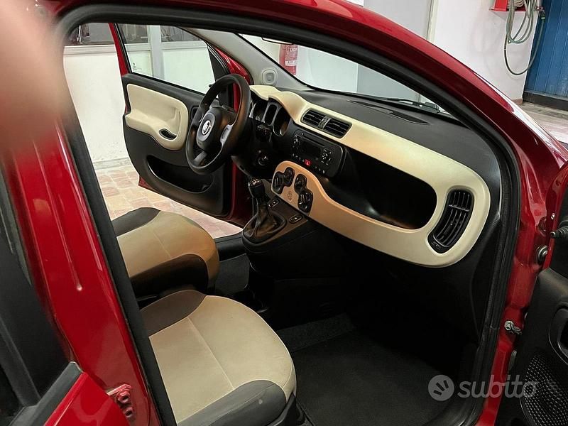 Usata Fiat Panda 95 CV (69 kW) 2014 Rosso Utilitaria