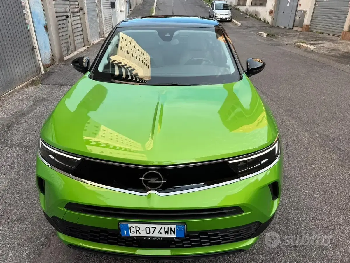 Usata Opel Mokka Edition 101 CV (74 kW) 2023 Verde SUV