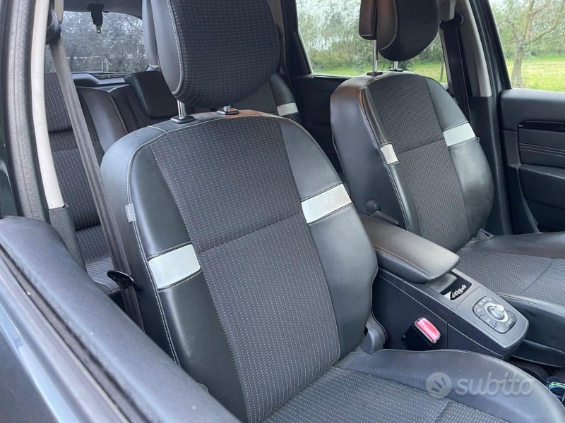 Grigio Usata 2012 Renault Grand Scénic III Monovolume | 5300 € - Immagine 1/4