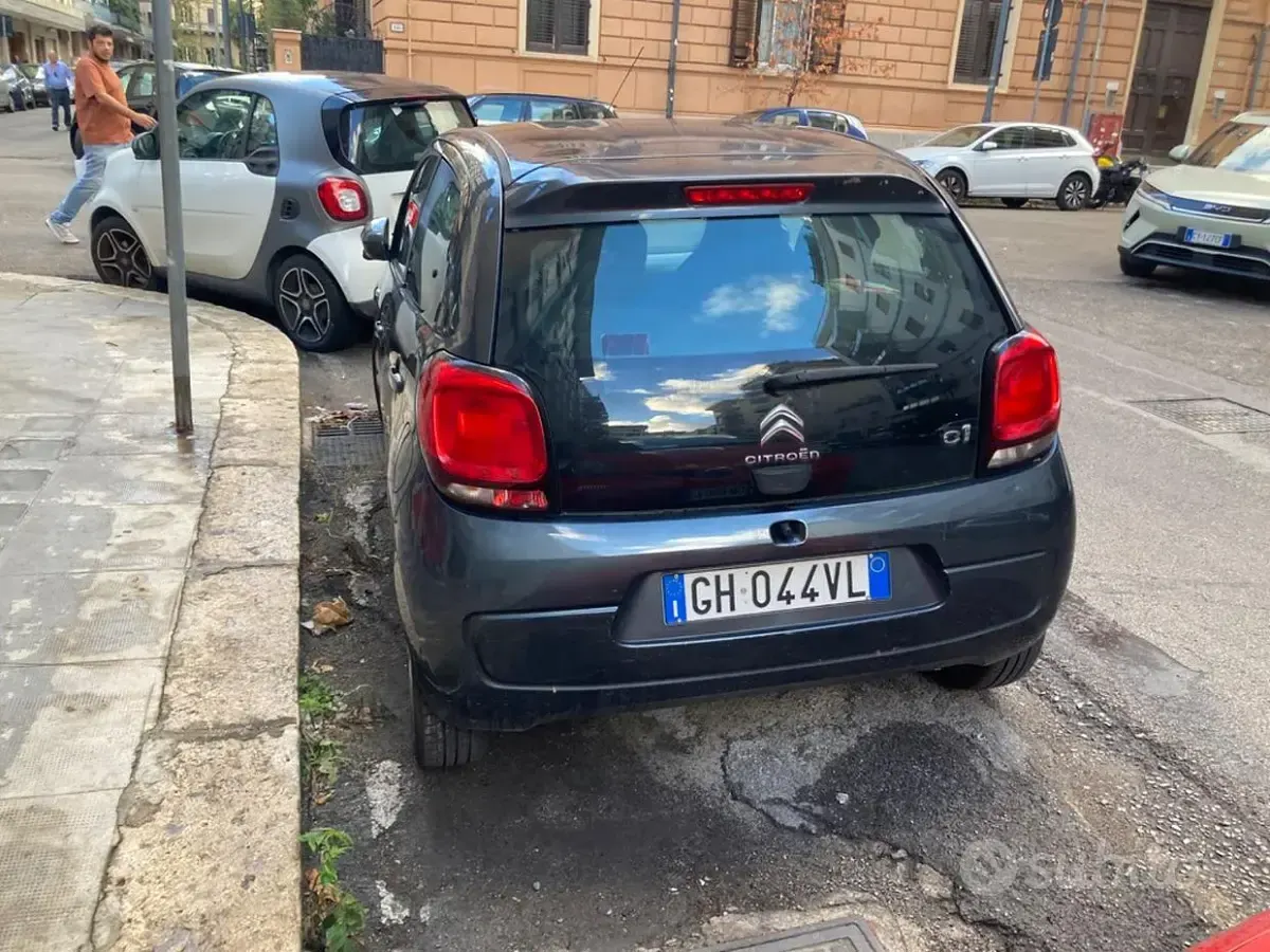 Usata Citroën C1 69 CV (50 kW) 2015 Grigio Utilitaria