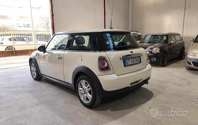 Usata Mini ONE 75 CV (55 kW) 2013 Bianco Utilitaria