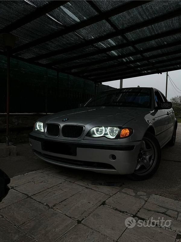 Usata BMW 320 Efficient Dynamics 150 CV (110 kW) 2004 Grigio Berlina