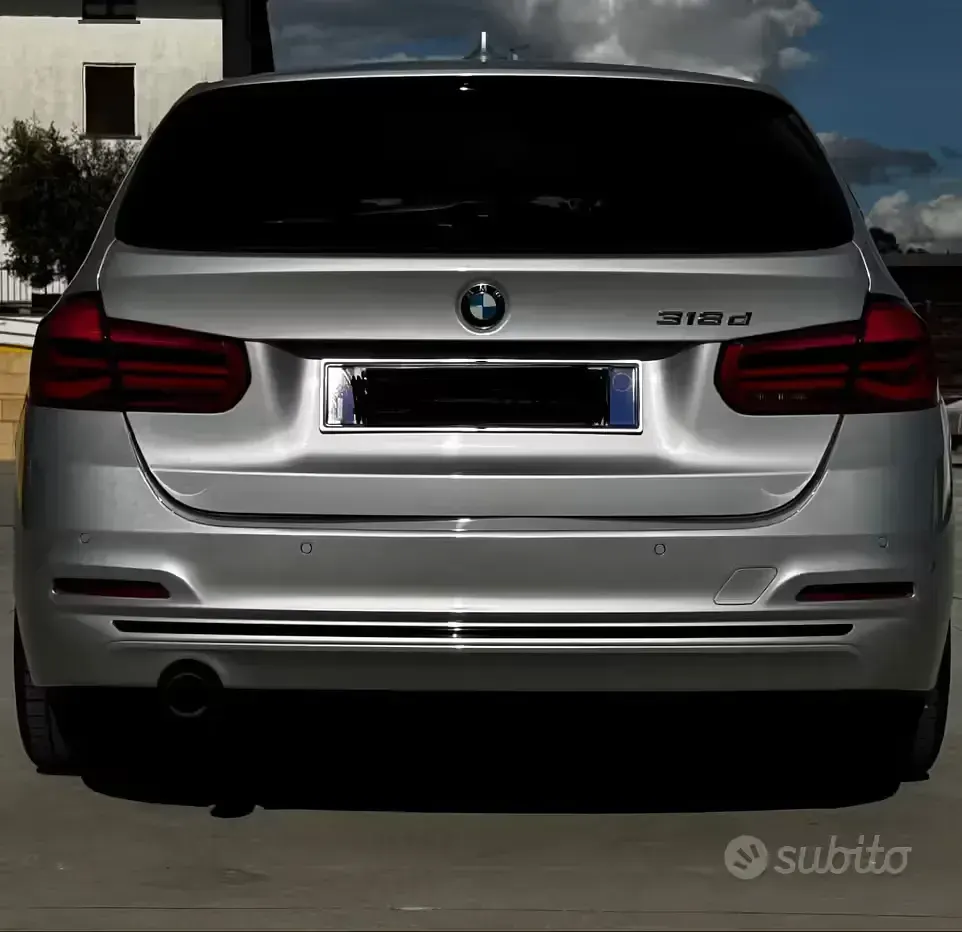 Usata BMW 318 Sport Line 150 CV (110 kW) 2017 Grigio Station wagon