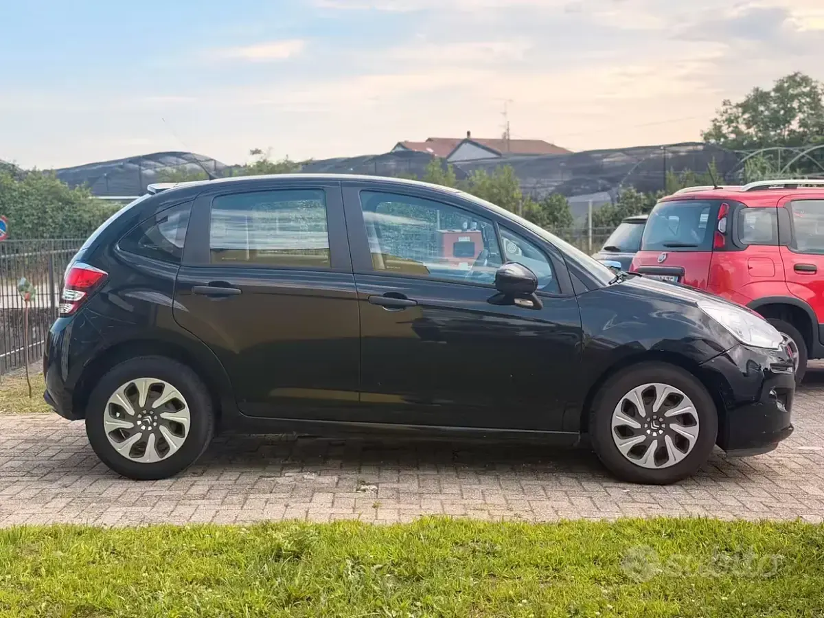 Usata Citroën C3 Live 68 CV (50 kW) 2016 Nero Berlina