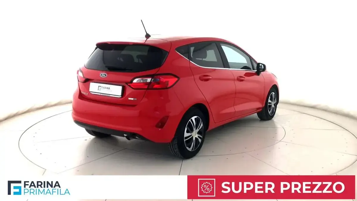 Usado Ford Fiesta Titanium 125 HP (91 kW) 2023 Vermelho Citadino
