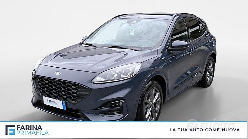 Usata Ford Kuga ST-Line 190 CV (139 kW) 2023 Chrome blue SUV