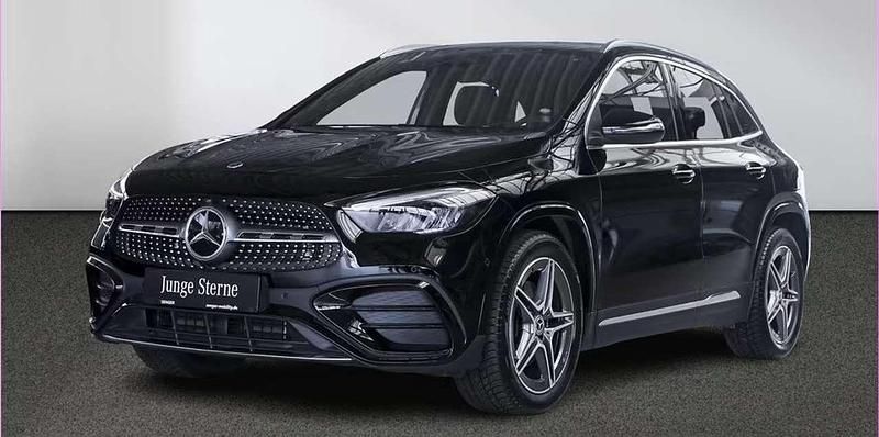 Usata Mercedes GLA200 AMG 163 CV (119 kW) 2025 Nero SUV