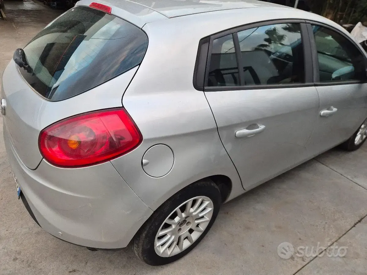 Usata Fiat Bravo 80 CV (58 kW) 2008 Grigio Utilitaria