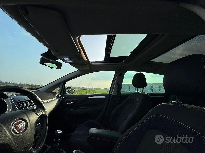 Usata Fiat Punto Evo 90 CV (66 kW) 2010 Grigio Utilitaria