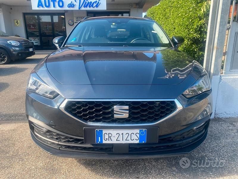 Usata Seat Leon Style 116 CV (85 kW) 2023 Grigio Station wagon