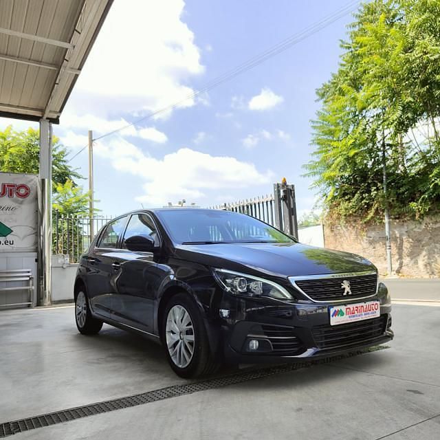 Usata Peugeot 308 Premium 131 CV (96 kW) 2019 Nero