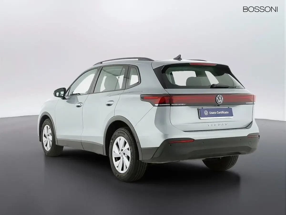Usata VW Tiguan Life 150 CV (110 kW) 2024 Grigio SUV