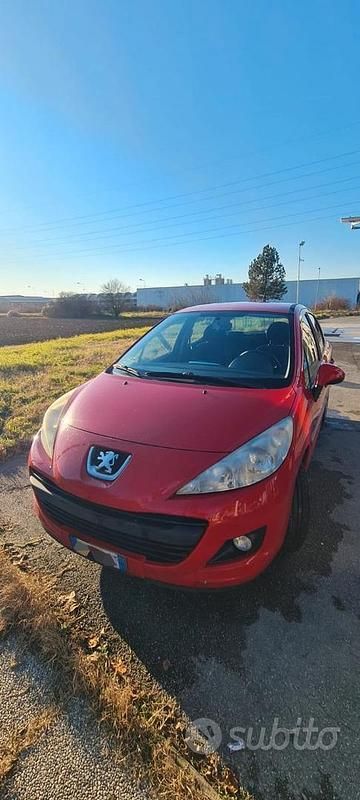 Usata Peugeot 207 Access 68 CV (50 kW) 2012 Rosso Berlina