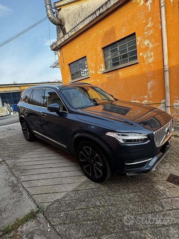 Blu/azzurro Usata 2019 Volvo XC90 Inscription SUV | 30.000 € (Ottimo prezzo) - Immagine 1/4