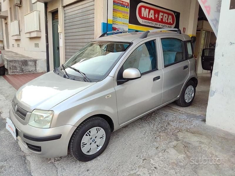 Usata Fiat Panda 54 CV (39 kW) 2007 Argento Utilitaria