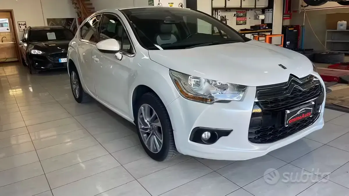 Usata DS Automobiles DS4 Chic 114 CV (83 kW) 2014 Bianco Berlina