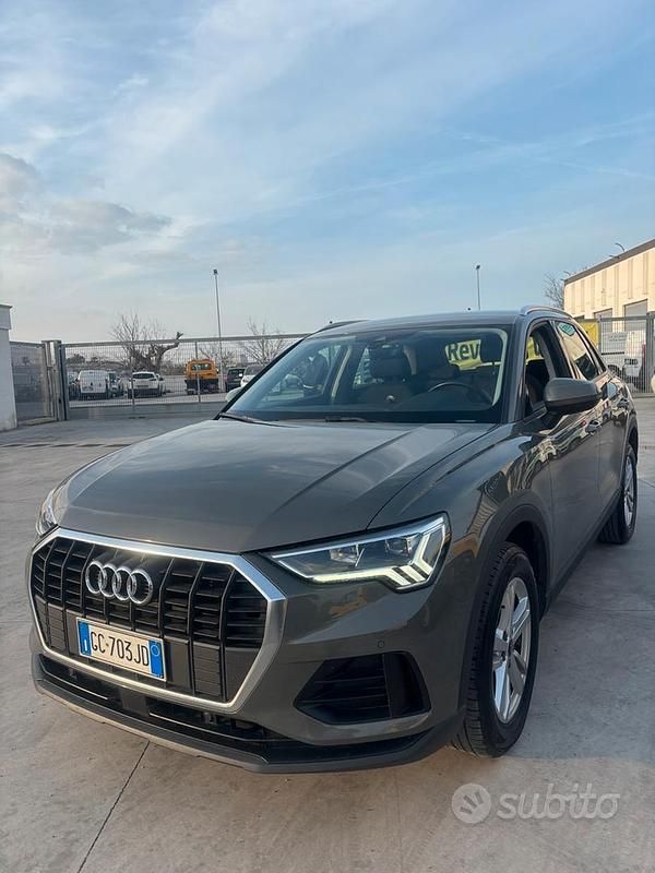 Begagnad Audi Q3 Business 150 HK (110 kW) 2020 Grå SUV