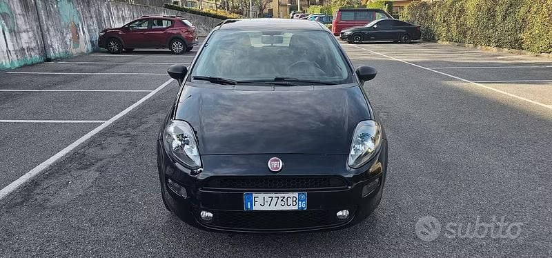 Usata Fiat Grande Punto 2017 Nero Utilitaria