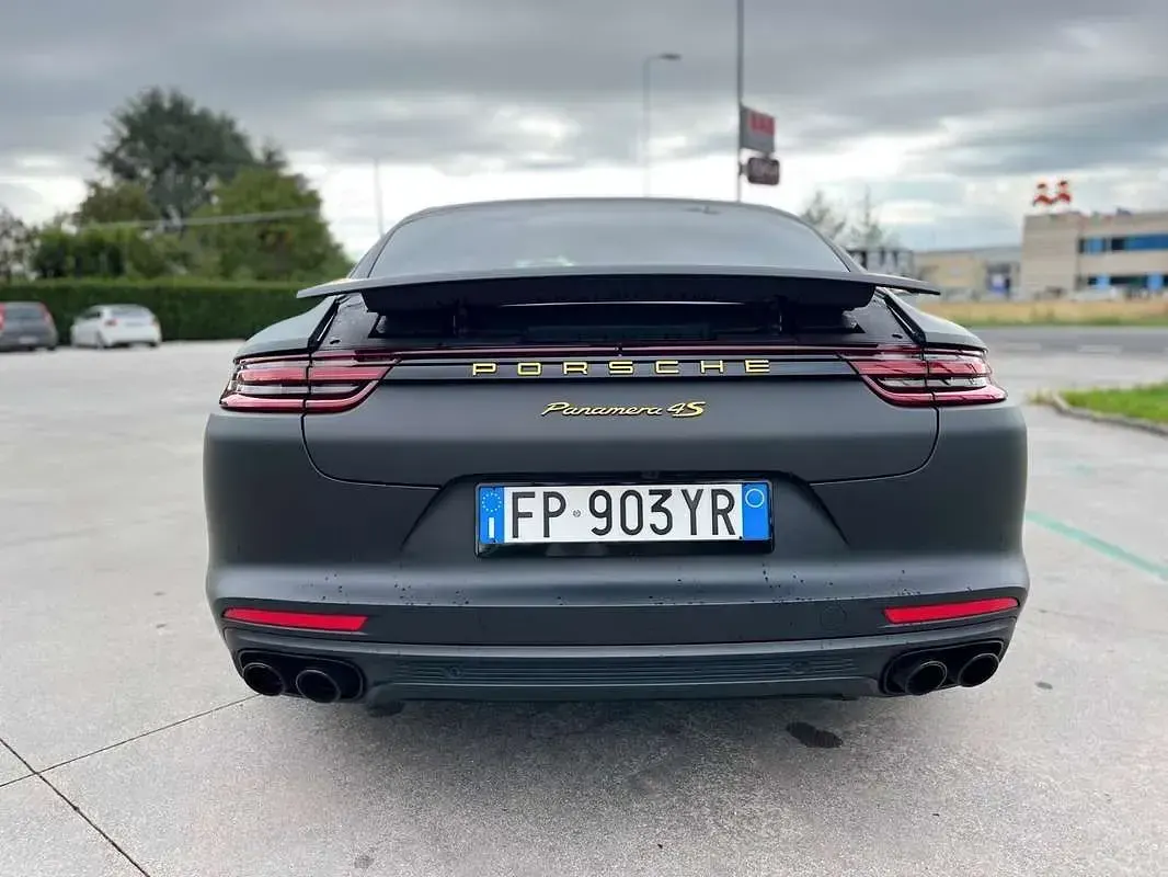 Usata Porsche Panamera 421 CV (309 kW) 2016 Utilitaria