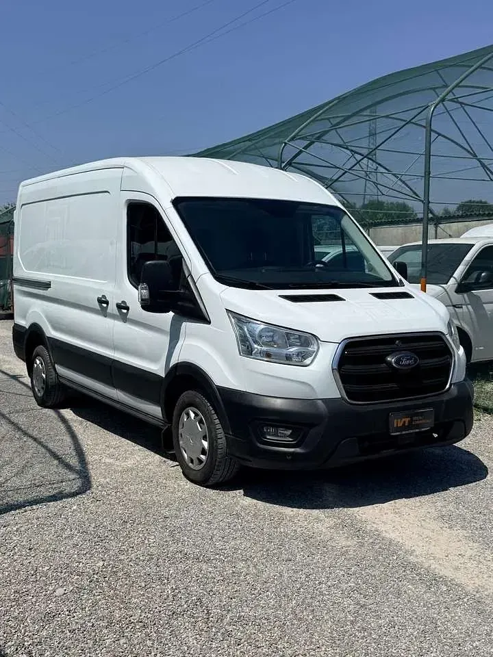 Usata Ford Transit 131 CV (96 kW) 2019 Bianco Furgone