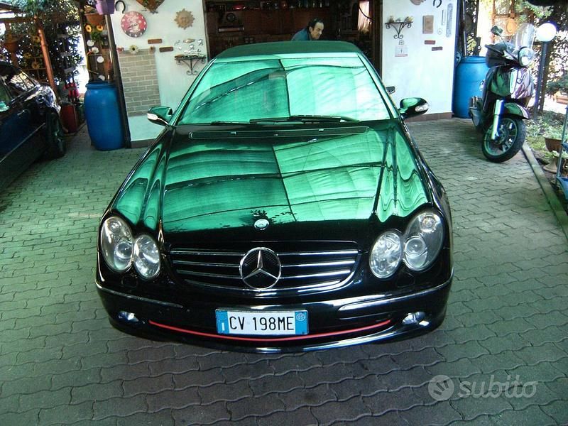 Usata Mercedes CLK200 160 CV (117 kW) 2004 Nero Cabrio