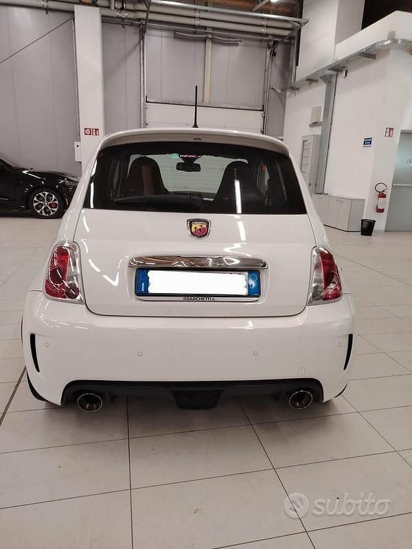 Usata Abarth 500 135 CV (99 kW) 2014 Bianco Berlina