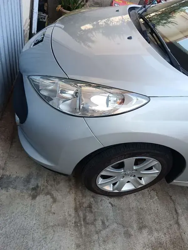 Usata Peugeot 207 90 CV (66 kW) 2008 Grigio Berlina