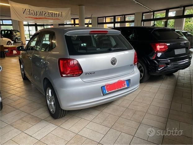 Usata VW Polo 75 CV (55 kW) 2012 Argento metallizzato Utilitaria