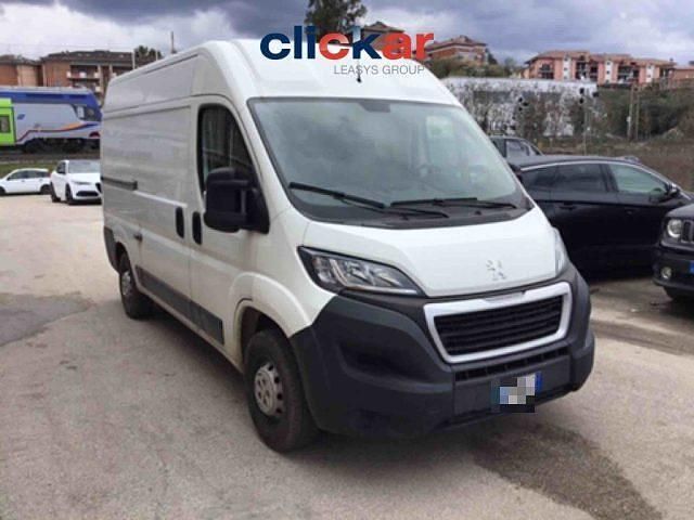 Usata Peugeot Boxer S 140 CV (102 kW) 2020 Bianco / pastello Furgone