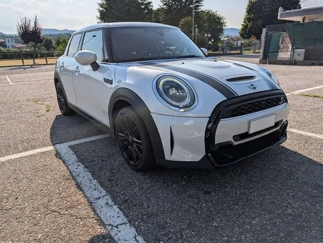 Usata Mini Cooper S Resolute Edition 178 CV (130 kW) 2023 Utilitaria