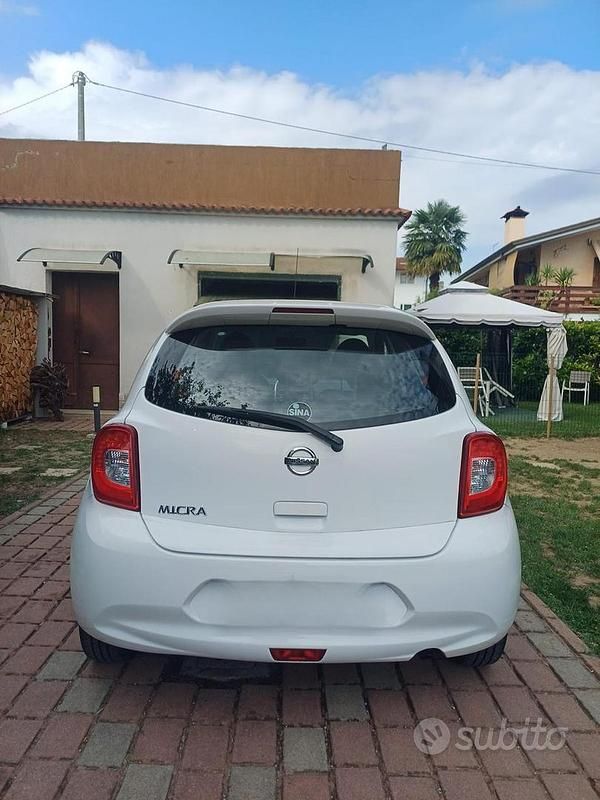 Usata Nissan Micra 80 CV (58 kW) 2016 Bianco Utilitaria