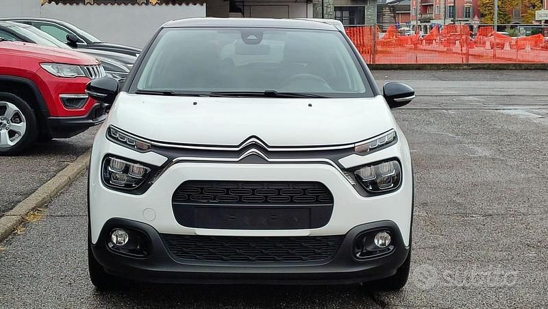 Usata Citroën C3 Shine 83 CV (61 kW) 2023 Bianco Utilitaria