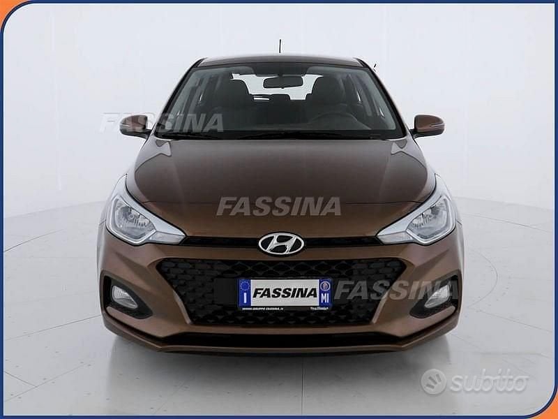Usata Hyundai i20 Advanced 75 CV (55 kW) 2019 Marrone Utilitaria